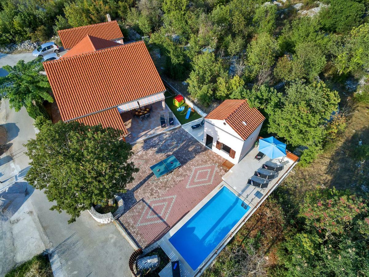 Villa Zvonimir Zagvozd 外观 照片