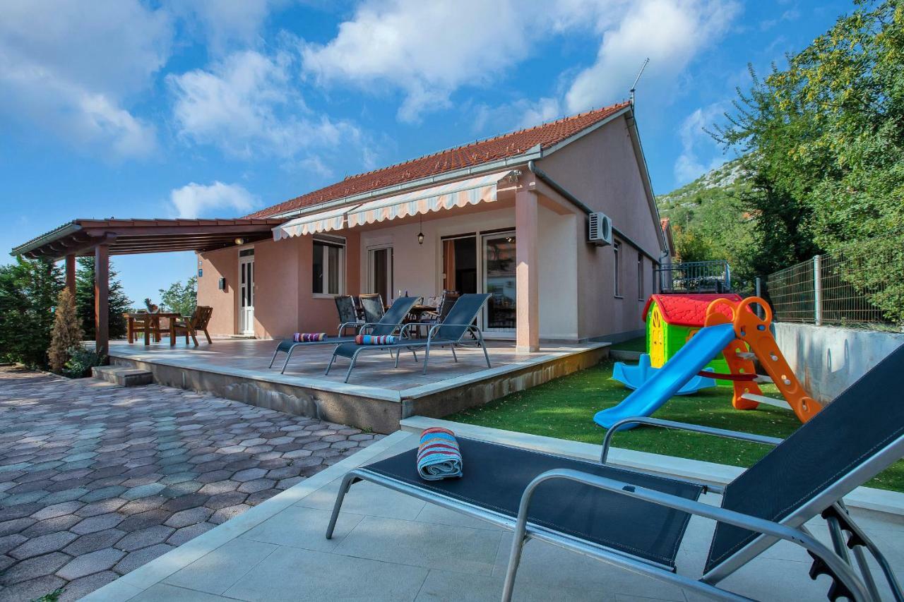 Villa Zvonimir Zagvozd 外观 照片