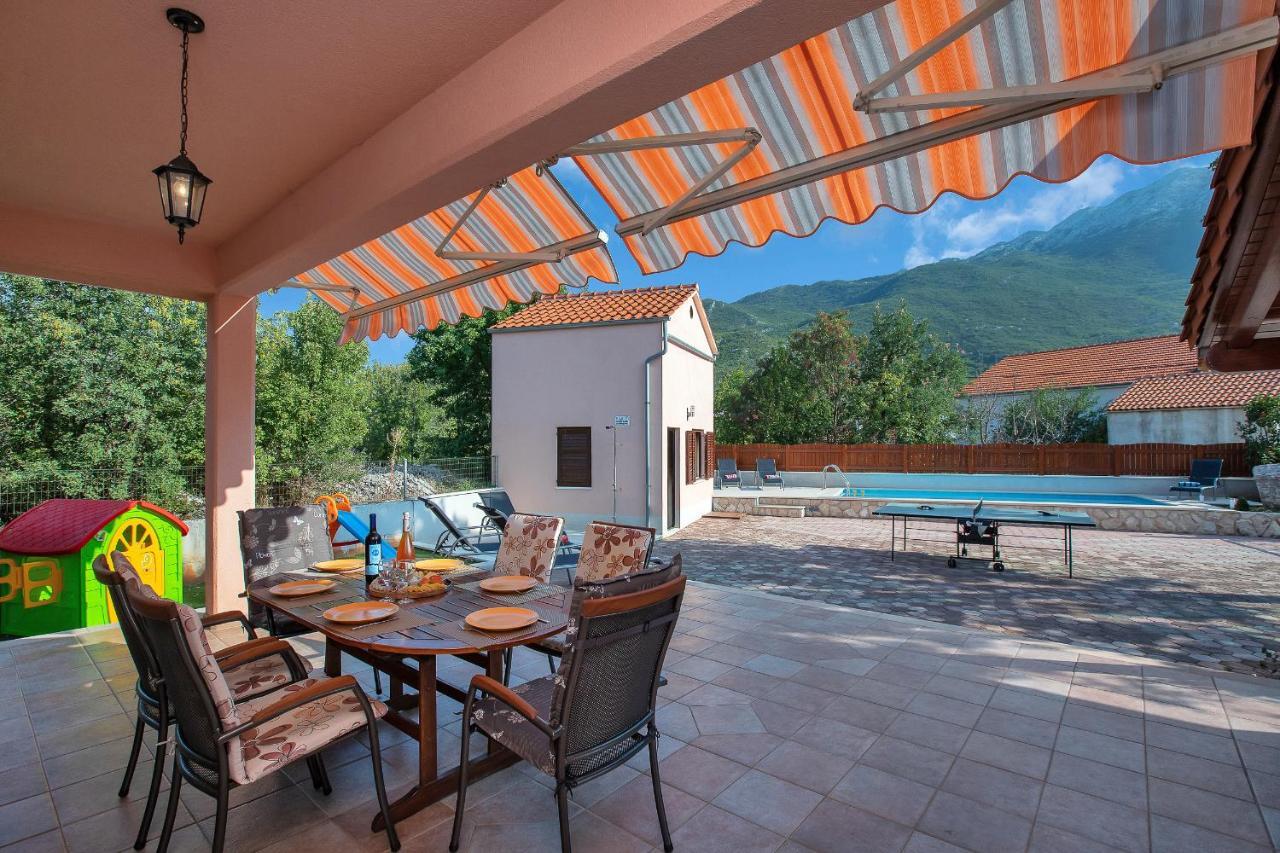 Villa Zvonimir Zagvozd 外观 照片